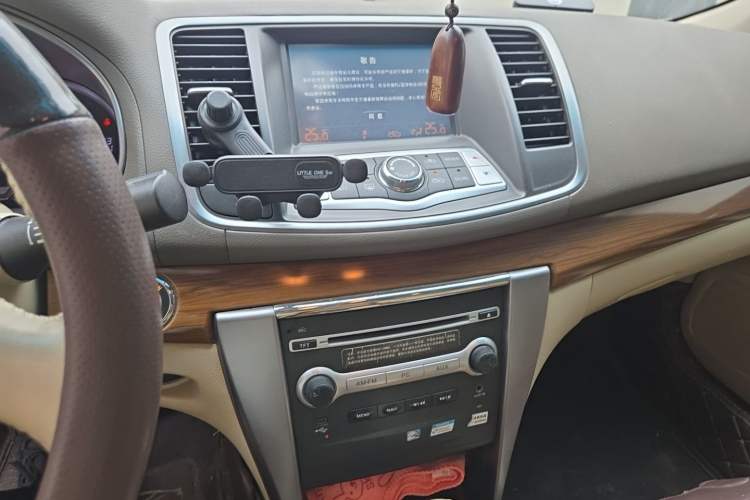 Used Nissan Teana 2011 2.5L XL Glory Edition Audio And AC Panel