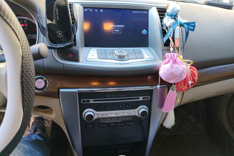 Used Nissan Teana 2011 2.0L XL Comfort Edition Audio And AC Panel