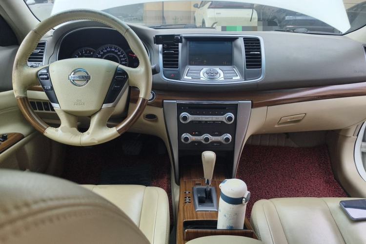 Used Nissan Teana 2011 Duke 2.5L XV Luxury Edition Center Console