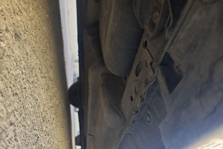 Used Nissan Teana 2011 2.5L XL Advanced Edition Chassis Rear Right