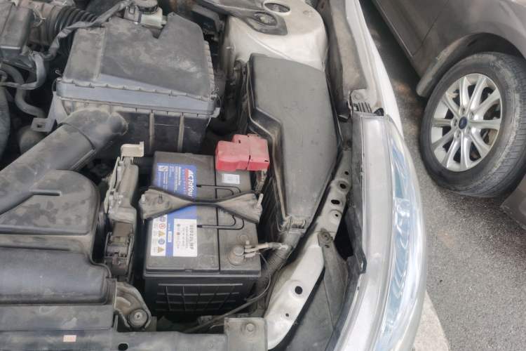 Used Nissan Teana 2011 2.0L XL Comfort Edition Engine Bay Left