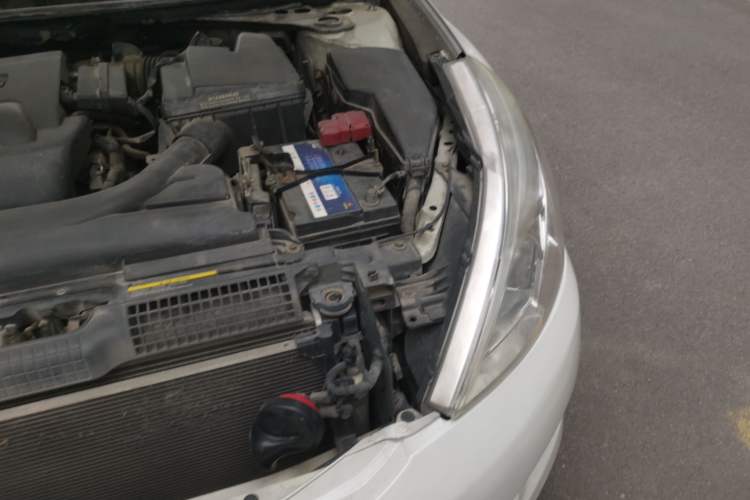Used Nissan Teana 2011 2.0L XL Comfort Edition Engine Bay Left