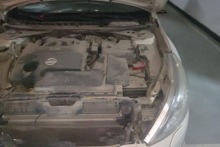 Used Nissan Teana 2011 Duke 2.5L XV Luxury Edition Engine Bay Left