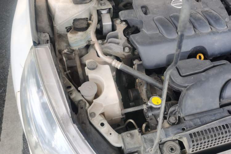 Used Nissan Teana 2011 2.0L XL Comfort Edition Engine Bay Right
