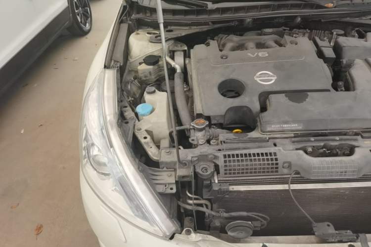 Used Nissan Teana 2011 2.5L XL Advanced Edition Engine Bay Right