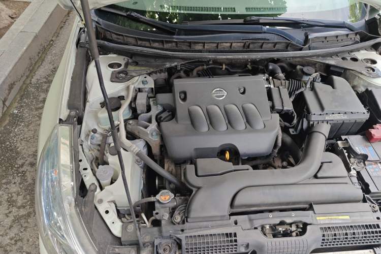 Used Nissan Teana 2011 2.0L XL Comfort Edition Engine Bay Right