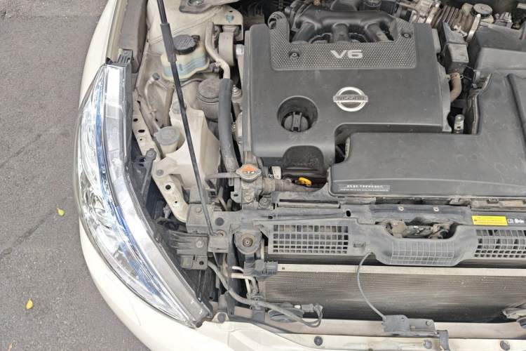 Used Nissan Teana 2011 2.5L XL Advanced Edition Engine Bay Right