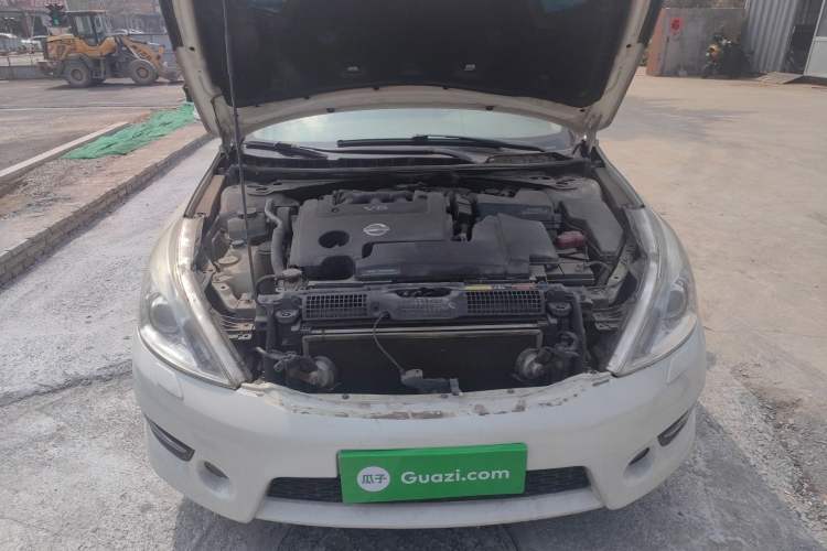 Used Nissan Teana 2011 2.5L XL Glory Edition Engine Bay