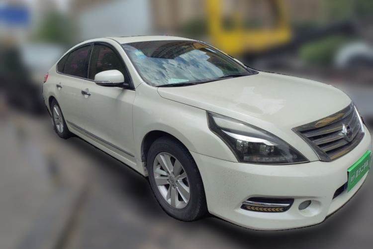 Used Nissan Teana 2011 2.0L XL Comfort Edition Front Right 45 Deg
