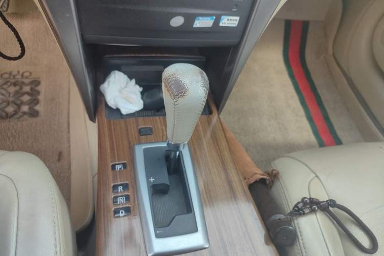 Used Nissan Teana 2011 2.5L XL Glory Edition Gear Lever