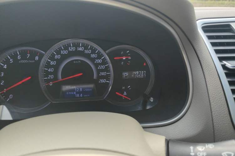 Used Nissan Teana 2011 2.0L XL Glory Edition Odometer Close Up