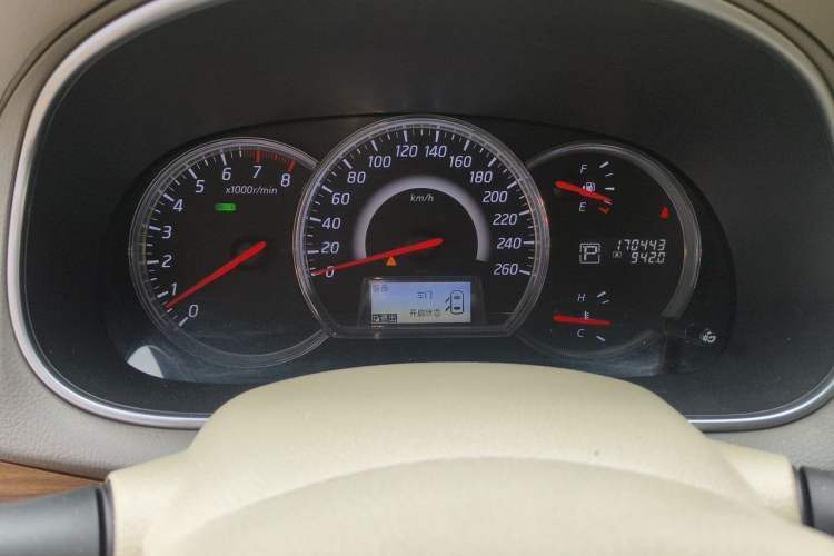Used Nissan Teana 2011 Duke 2.5L XV Luxury Edition Odometer Close Up
