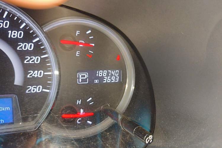Used Nissan Teana 2011 Duke 2.5L XV Luxury Edition Odometer Close Up