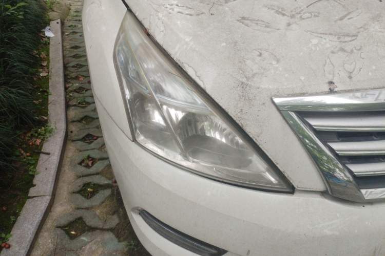 Used Nissan Teana 2011 2.0L XL Comfort Edition Right Front Headlight