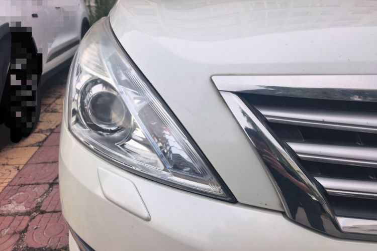 Used Nissan Teana 2011 2.5L XL Advanced Edition Right Front Headlight