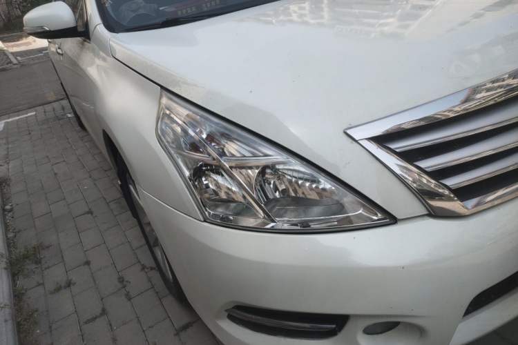 Used Nissan Teana 2011 2.0L XL Comfort Edition Right Front Headlight