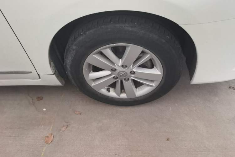 Used Nissan Teana 2011 2.5L XL Advanced Edition Right Front Wheel Hub