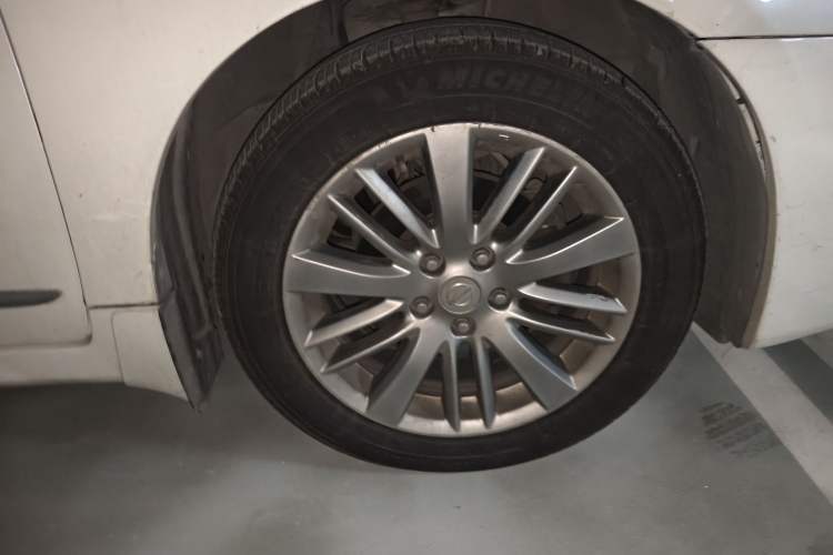 Used Nissan Teana 2011 Duke 2.5L XV Luxury Edition Right Front Wheel Hub
