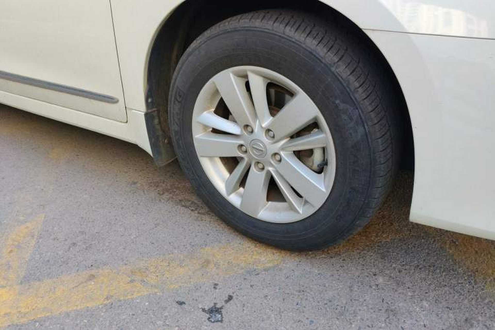 Used Nissan Teana 2011 2.0L XL Comfort Edition Right Front Wheel Hub