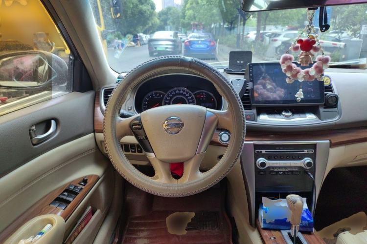 Used Nissan Teana 2011 2.0L XL Comfort Edition Steering Wheel