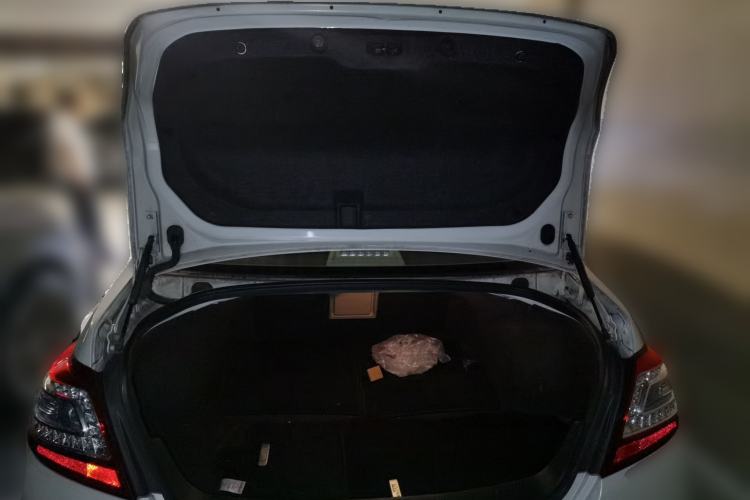 Used Nissan Teana 2011 2.0L XL Comfort Edition Trunk