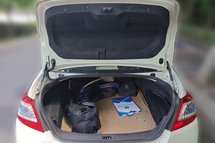 Used Nissan Teana 2011 2.0L XL Comfort Edition Trunk