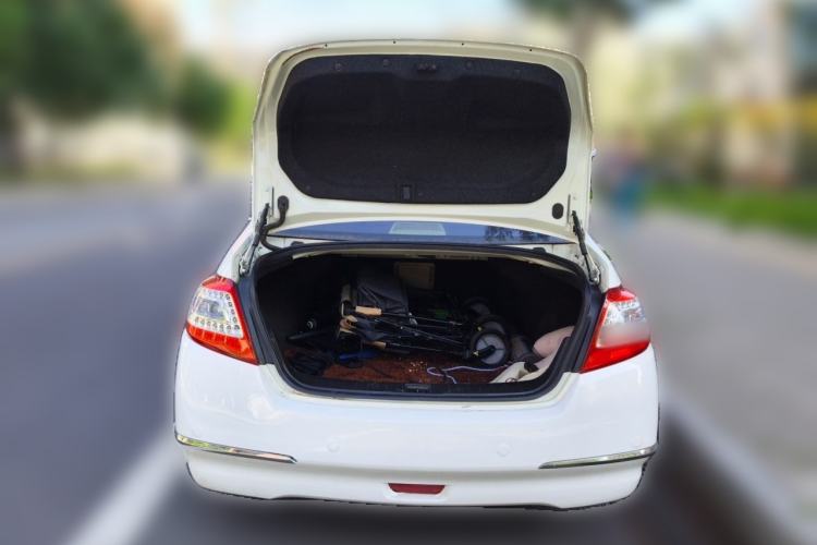 Used Nissan Teana 2011 2.5L XL Advanced Edition Trunk