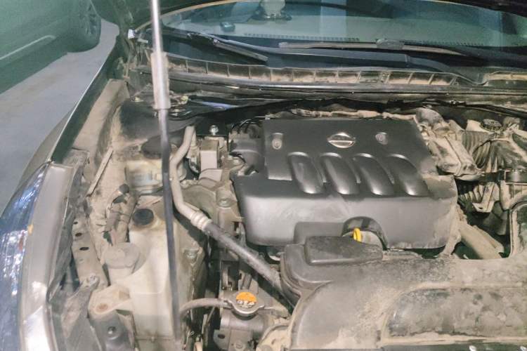 Used Nissan Teana 2011 2.0L XL Comfort Edition Engine Bay Right
