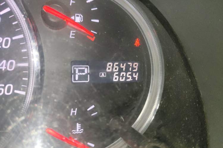 Used Nissan Teana 2011 2.0L XL Comfort Edition Odometer Close Up