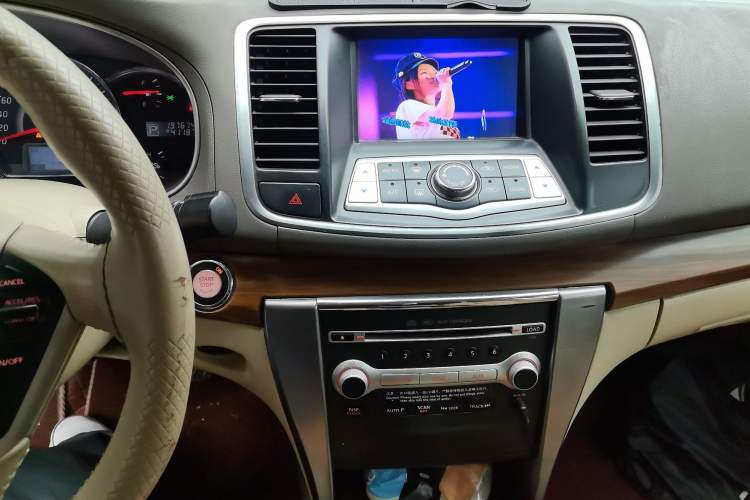 Used Nissan Teana 2012 2.5L XL Smart Enjoyment Version Audio And AC Panel