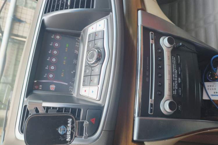 Used Nissan Teana 2012 2.0L XL Smart Enjoyment Version Audio And AC Panel