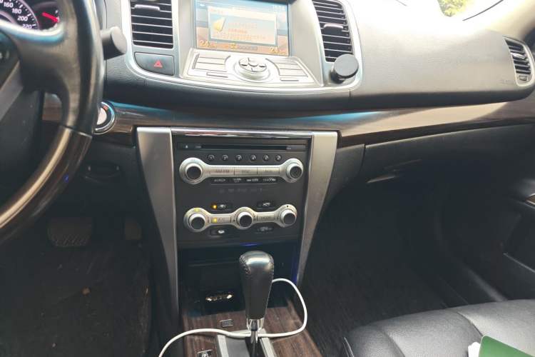 Used Nissan Teana 2012 2.5L XV Cloud Security Edition Audio And AC Panel
