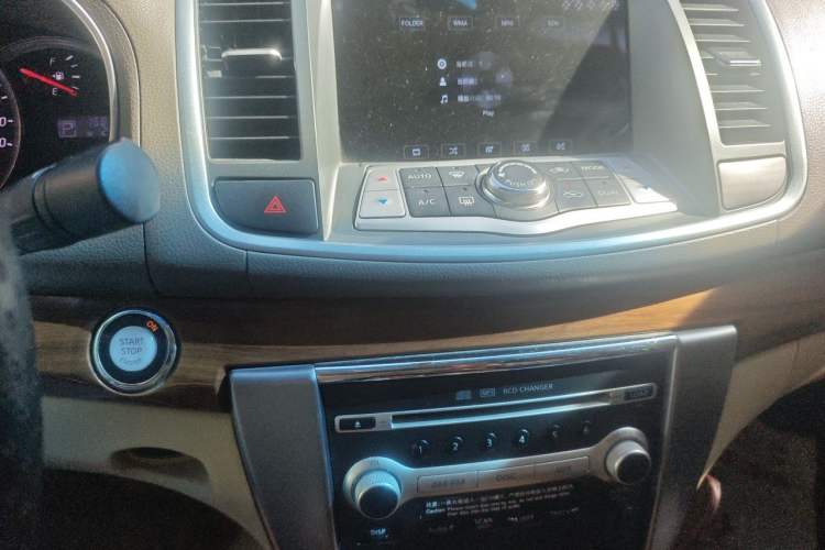 Used Nissan Teana 2012 2.0L XL Smart Enjoyment Version Audio And AC Panel