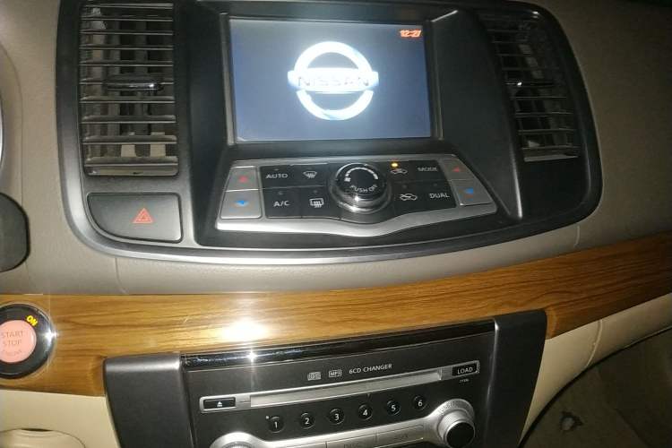 Used Nissan Teana 2012 2.0L XL Smart Enjoyment Version Audio And AC Panel