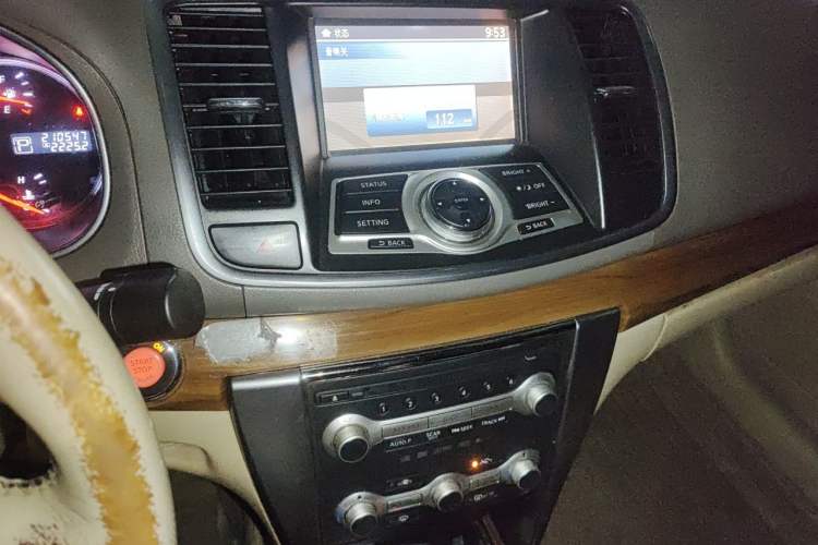 Used Nissan Teana 2012 2.5L XV Cloud Security Edition Audio And AC Panel