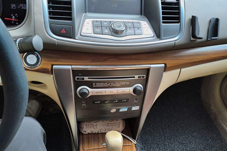 Used Nissan Teana 2012 2.0L XL Smart Enjoyment Version Audio And AC Panel