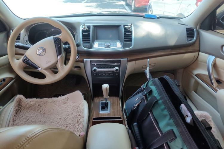Used Nissan Teana 2012 2.5L XL Smart Enjoyment Version Center Console
