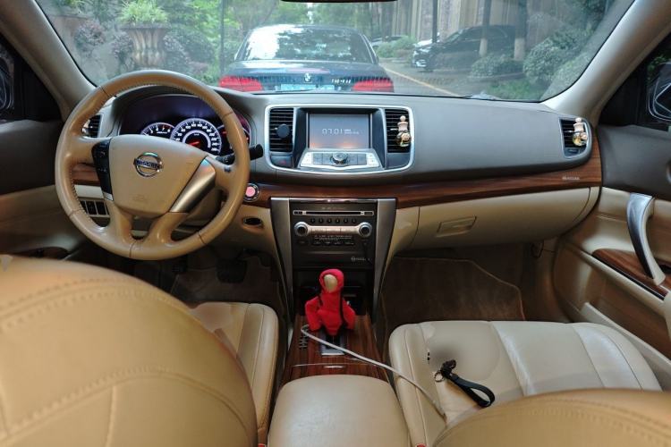 Used Nissan Teana 2012 2.0L XL Smart Enjoyment Version Center Console