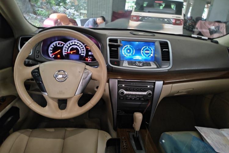 Used Nissan Teana 2012 2.0L XL Smart Enjoyment Version Center Console