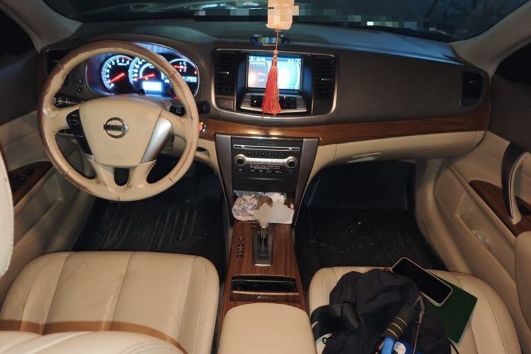 Used Nissan Teana 2012 2.0L XL Smart Enjoyment Version Center Console