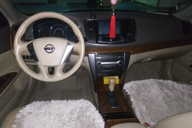 Used Nissan Teana 2012 2.0L XL Smart Enjoyment Version Center Console