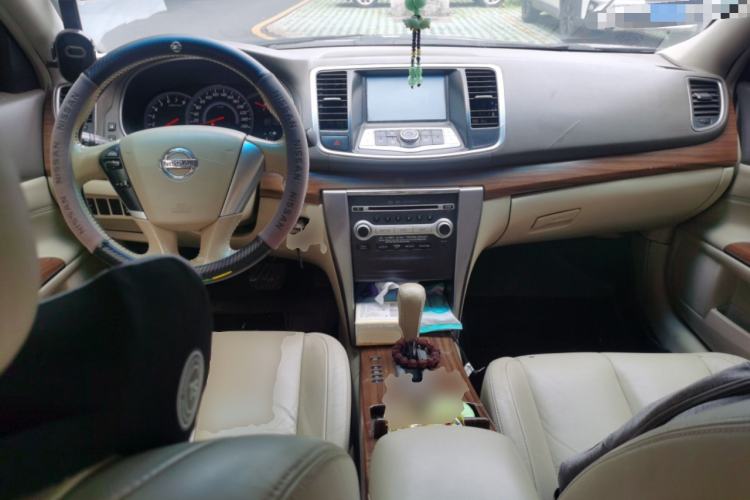 Used Nissan Teana 2012 2.0L XL Smart Enjoyment Version Center Console