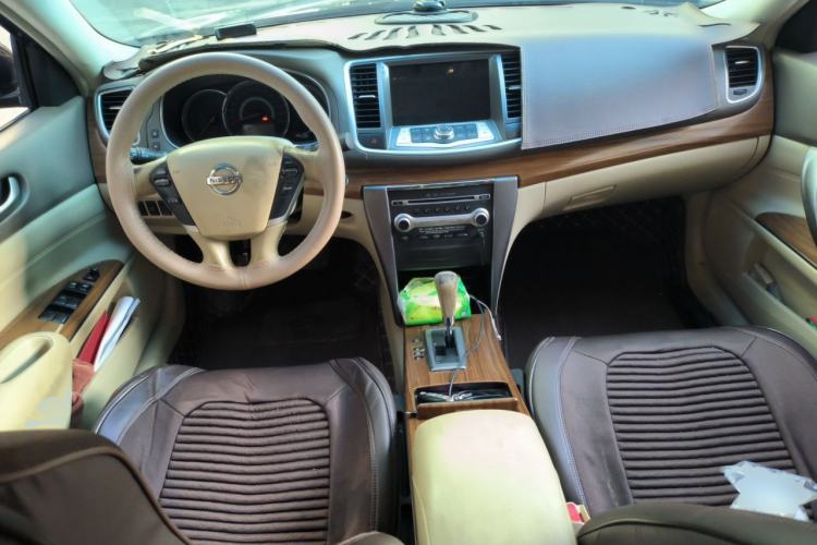 Used Nissan Teana 2012 2.5L XL-NAVI Cloud Security Edition Center Console