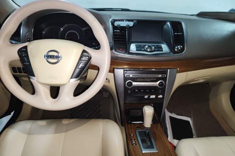 Used Nissan Teana 2012 2.5L XL Smart Enjoyment Version Center Console