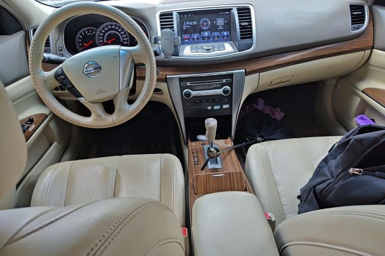 Used Nissan Teana 2012 2.0L XL Smart Enjoyment Version Center Console