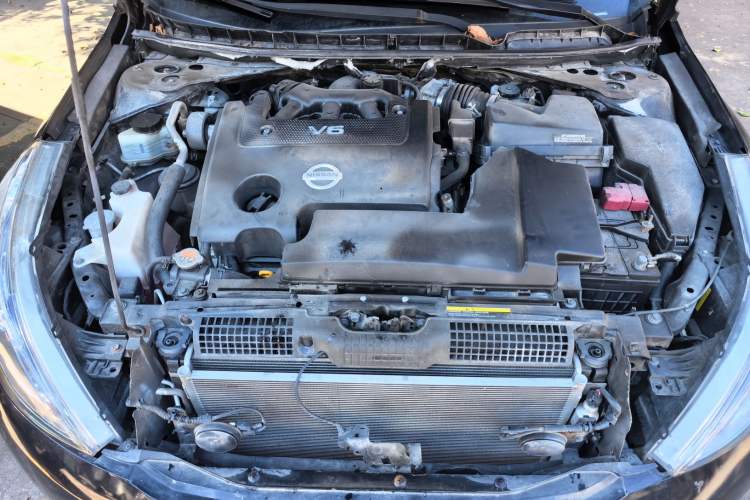 Used Nissan Teana 2012 2.5L XL Smart Enjoyment Version Engine Bay
