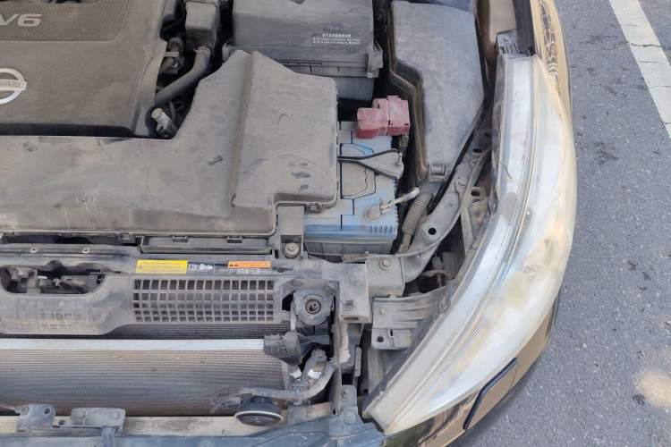 Used Nissan Teana 2012 2.5L XL Smart Enjoyment Version Engine Bay Left