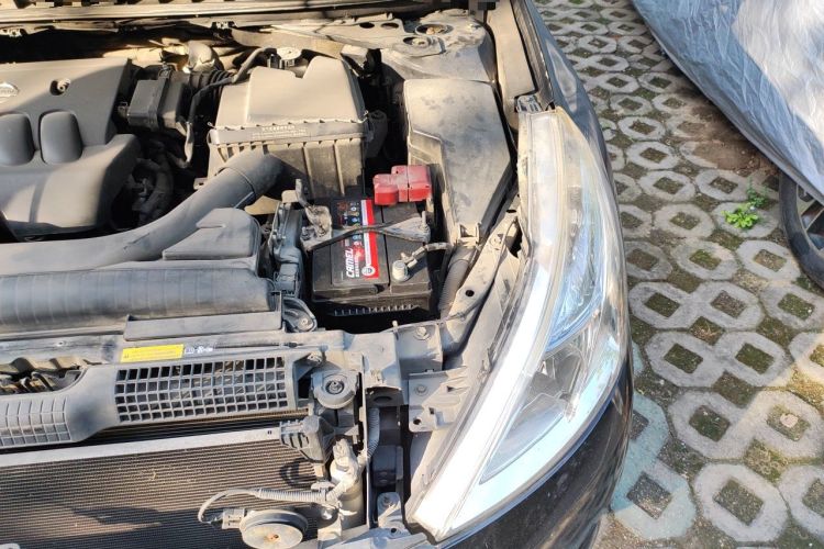 Used Nissan Teana 2012 2.0L XL Smart Enjoyment Version Engine Bay Left