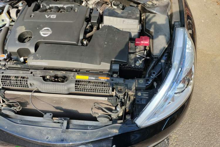 Used Nissan Teana 2012 2.5L XV Cloud Security Edition Engine Bay Left