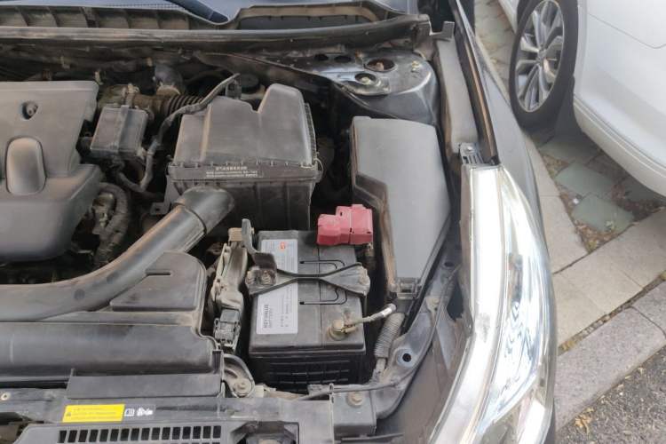 Used Nissan Teana 2012 2.0L XL Smart Enjoyment Version Engine Bay Left